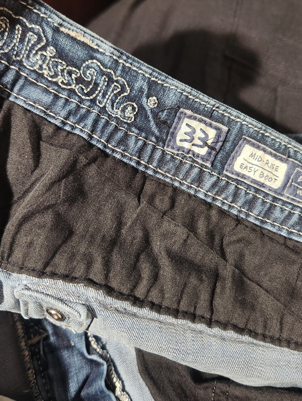 Miss Me Easy Boot Stretch Jeans Mid Rise Curvy Fit Womens Size 33 - Picture 8 of 10